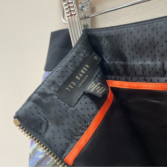 Ted Baker Lucilia Parquet Abstract Geo Print Faux Wrap Mini Skirt Size 2 - Picture 5 of 8